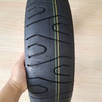 130/70-17 Motorcycle Tire with 5.3KGS Weight and Long-lasting Performance