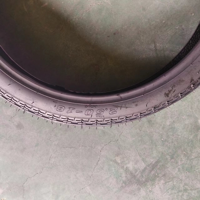 18 Inch 2.50-18 Motorcycle Tire Custom with Natrual Rubber and 35%-55% Rubber Content