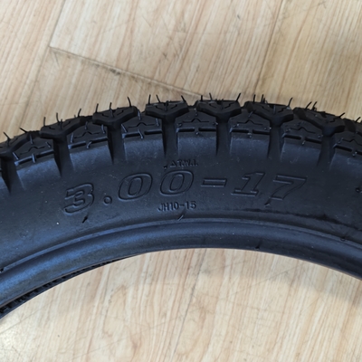 Street Motorcycle Tire 3.00-17 with Standard Nature and Reasonable in Black Color