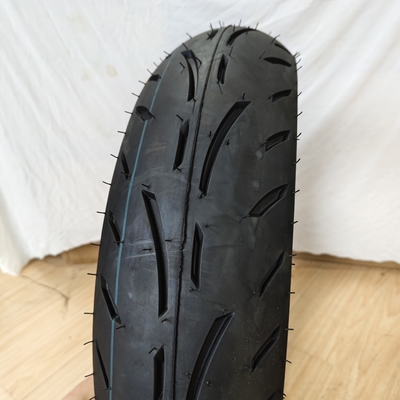 Motorcycle Tires 130/70-17 Made of Natural Rubber with Acceptable OEM