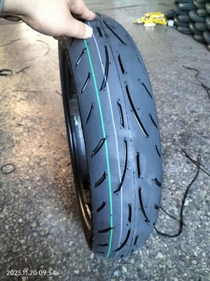 Motorcycle Tire and Tube High Rubber Content 30%-45% OEM Acceptable 120/70-17