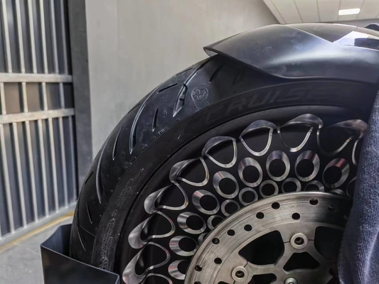 170/50-21 160/50-23 Semi-Hot Melt Tire for Motorcycle 8.2 kg Deliver Time 25-30 Days