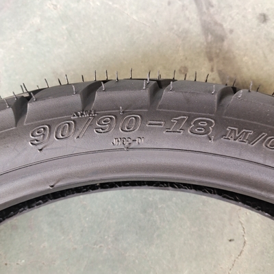 Sale Motorcycle Tire Tyre 90/90-18 with 6pr/8pr Ply Rating Natrual Rubber