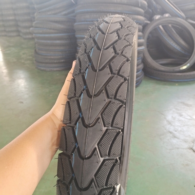 Black 350-18 Motorcycle Tire and Inner Tube with Loading Port in Qingdao