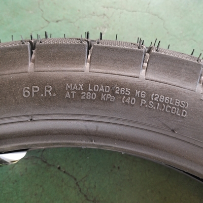 Black 350-18 Motorcycle Tire and Inner Tube with Loading Port in Qingdao