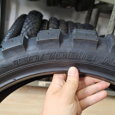 Nature Rubber Motorcycle Tyres 15070B18 for Optimal Performance