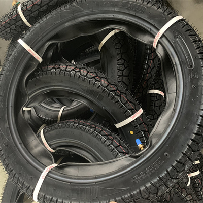 Qingdao Port Motorcycle Tires Sale 2.75-17 Tire Casing for Durable and Tires