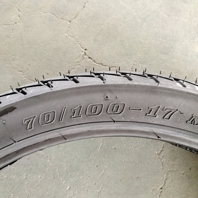 Experience Superior Performance with 70/100-17 Motorcycle Tubeless Tyre 70100-17