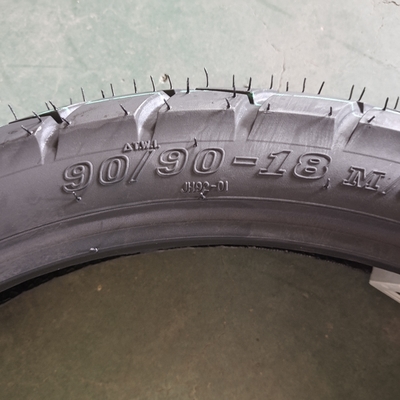 90/90-18 Redous Motorcycle Tire Tyre with 6pr/8pr Ply Rating and Long-lasting Casing