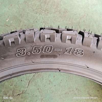 Black Motorcycle Tubeless Tire TT Tyre 3.50-18 from Qingdao Market