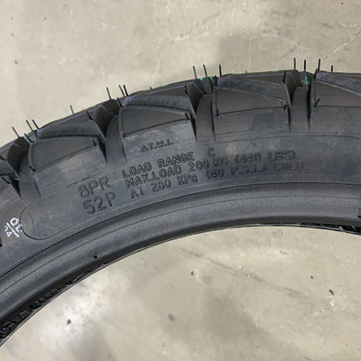 3.00-18 Motorcycle Tire Tensile Strength 10.5 Casing for Strong and Durable Performance