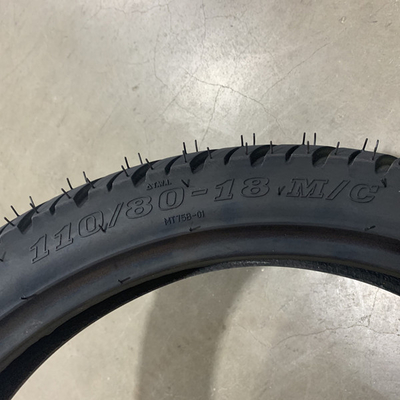 Tensile Strength 10.5 Motorcycle Tire Electric Scooter 110/80-18 with Rubber Content 35%-55%