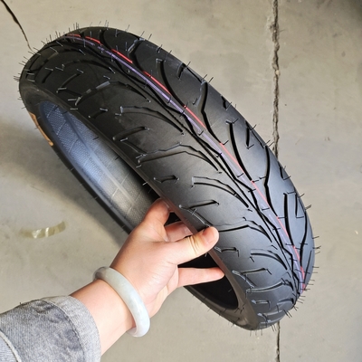 110/70-17 Motorcycle Tire for South America and Middle East Market