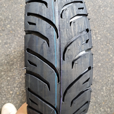 140/60-17 D Motorcycle Tires Made of Natrual Rubber and with 6pr/8pr Ply Rating