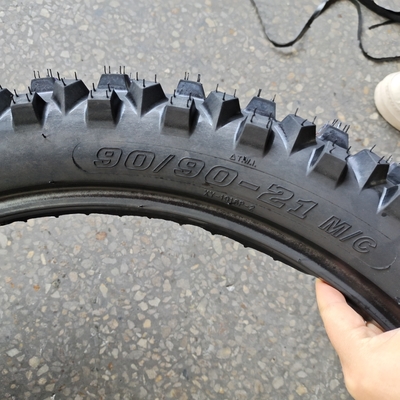 90/90-21 Motorcycle Tire with 6PR/8PR Ply Rating and Black Color in Market
