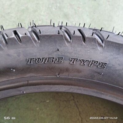 Aceeptable OEM Rubber Motorcycle Tire 80/100-14 for Tire Casing Guarantee