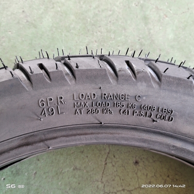 Aceeptable OEM Rubber Motorcycle Tire 80/100-14 for Tire Casing Guarantee