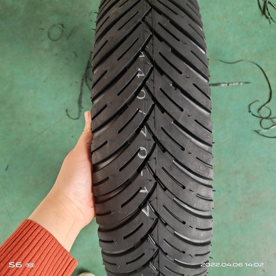 140/70-17 8 Ply Rate Black Motorcycle Tire 18 Inch Made in for Loading Port Qingdao