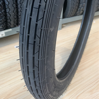 Bajaj Boxer Motorcycle Tire 2.75-18 20000 KM Work Life 5000 pcs/day Production Capacity