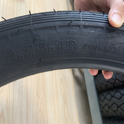 Bajaj Boxer Motorcycle Tire 2.75-18 20000 KM Work Life 5000 pcs/day Production Capacity