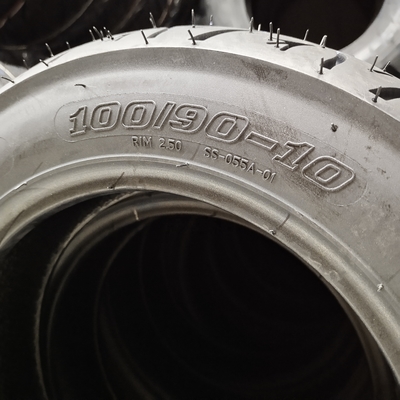 Qingdao Loading Port 2.75-16 2.50-17 2.75-17 Motorcycle Tyre with Tire Casing
