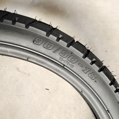 Excellent Performance Motorcycle Tire And Inner Tube 3.00/3.25-18 with Natrual Rubber