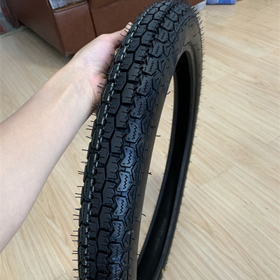 Qingdao Port Loading Herschel 2.50-17 Motorcycle Tire with Long-Lasting Tire Casing