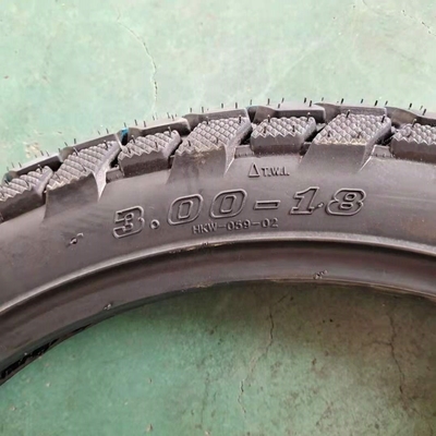 Direct Motorcycle Tire Changer 3.00-18 with 20000 KM Work Life and Time Within 25 Days