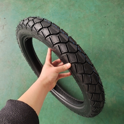 Tubeless Motorcycle Tire 3.00-18 35%-55% Rubber Content 6pr/8pr Ply Rating