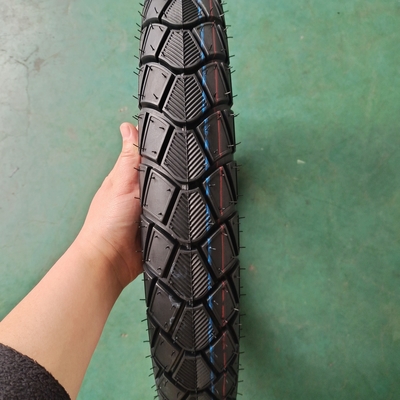 Tubeless Motorcycle Tire 3.00-18 35%-55% Rubber Content 6pr/8pr Ply Rating