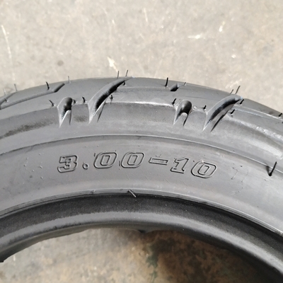 Tubeless Motorcycle Tyre 3.50-10 3.00-10 with Nature Rubber Steel Nylon Raw Material