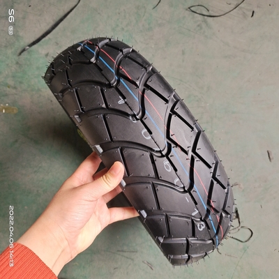 130/60-13 TL Rubber Tubeless Motorcycle Tyre with Tire Casing and 35%-55% Rubber Content