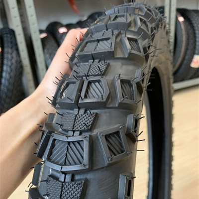 Experience the Difference with Tire Casing Tvs King Tricycle Tyres Motorcycle Tire 17