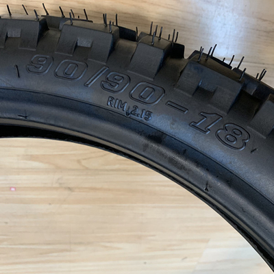 90/90/18 Motorcycle Tires with 10.5 Tensile Strength Delivery Within 25 Days