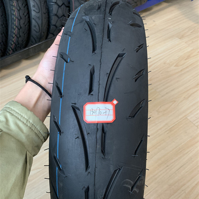 Deep Design Shinko Motorcycle Tire 130/70-17 for Deep Tread Design