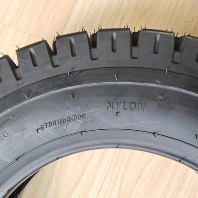 Super 4.50-12 Tubeless Motorcycle Tire with OEM Acceptable