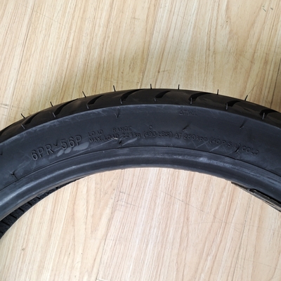 35%-55% Rubber Content 90/90-17 TL Motorcycle Tyre for ISO9001 Certification