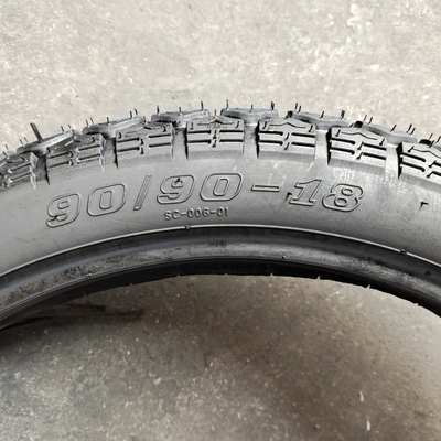 Produce Capacity 5000pcs Per Day Motorcycle Tyres Tires 90/90-18 Tubeless Tire Casing