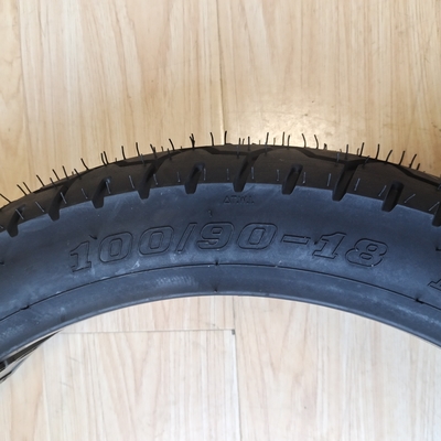 10090-18 TL Motorcycle Tyre with Nature Rubber Steel Nylon Material and OEM Acceptance