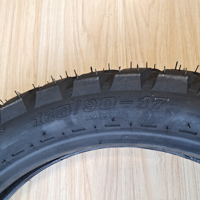 Qingdao Port 110 90 17 Motorcycle Tire with 35%-55% Rubber Content