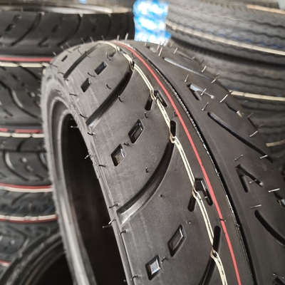Tensile strength 10.5 Motorcycle Tire Tubeless Tire 140 60 17 in Qingdao Port