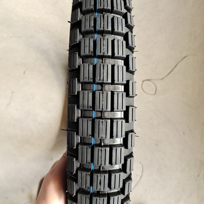 Natrual Rubber Motorcycle Tyre 3.00-18 with Great Performance and Aceeptable OEM