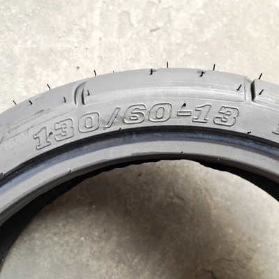 Tensile strength 10.5 Motorcycle Tyre/Tire 130/60-13 TL for and Production Capacity