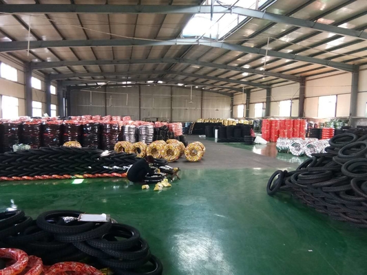 20000 KM Work Life Motorcycle Tire 2.75-17 47 L with Deep Pattern Design from Maggion
