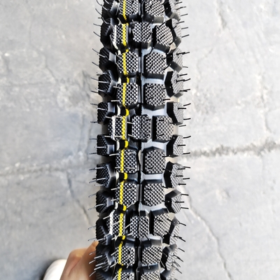 250x17 Motorcycle Tire with 10.5 Tensile Strength and Deep Pattern Design