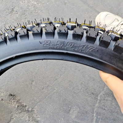 250x17 Motorcycle Tire with 10.5 Tensile Strength and Deep Pattern Design