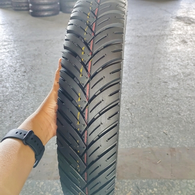 4.2kg Weight Soft Rubber Motorcycle Tyre 100/90/18 120/80/17 100/90-17 120/70/17 909017
