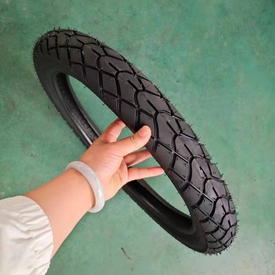 Deep Pattern Motorcycle Tire 2.75-18 Tubeless A Class with 10.5 Tensile Strength