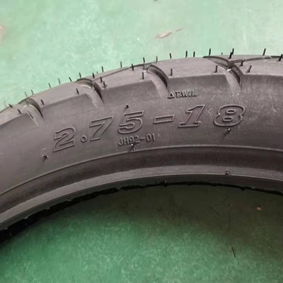 Deep Pattern Motorcycle Tire 2.75-18 Tubeless A Class with 10.5 Tensile Strength
