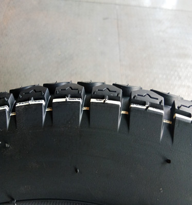 Tire Casing Rubber content 35% Llantas neumaticos de moto direct color motorcycle tires